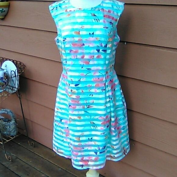 Sandra Darren Spring Dress - Picture 1 of 8